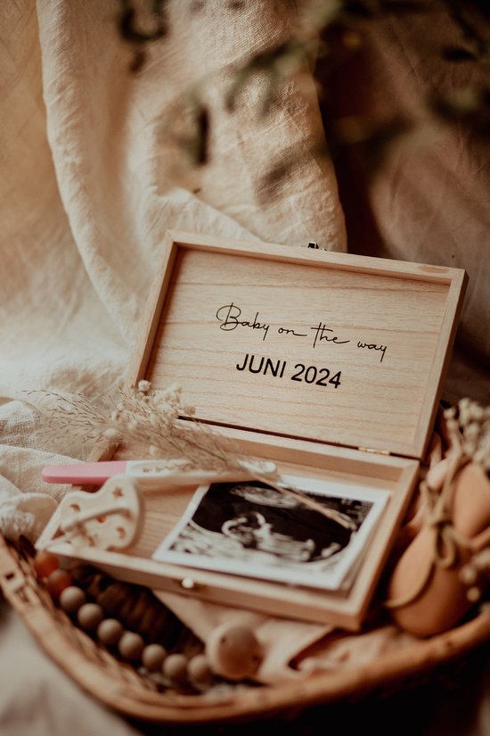 Coffret en bois ' Bébé en route' - coffret de rangement - annonce de grossesse