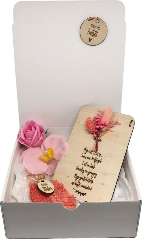 Geschenkbox liefste METER | roze | MACRAME | droogbloemen | liefste meter | meter vragen | meter worden | peettante vragen | peettante worden | cadeau | geschenkdoos | giftbox