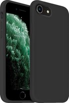 Coverzs Luxe Liquid Silicone case geschikt voor Apple iPhone SE 2022 / SE 2020 hoesje - Zwart - Geschikt voor iPhone SE2020 & SE2022 case - Zwarte case - Beschermhoesje - Backcover hoesje - Zwart