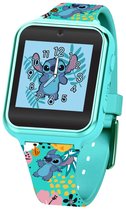 Lichtblauw Disney Stitch smart horloge met gekleurde bloemenprint op de band en Stitch op de wijzerplaat.