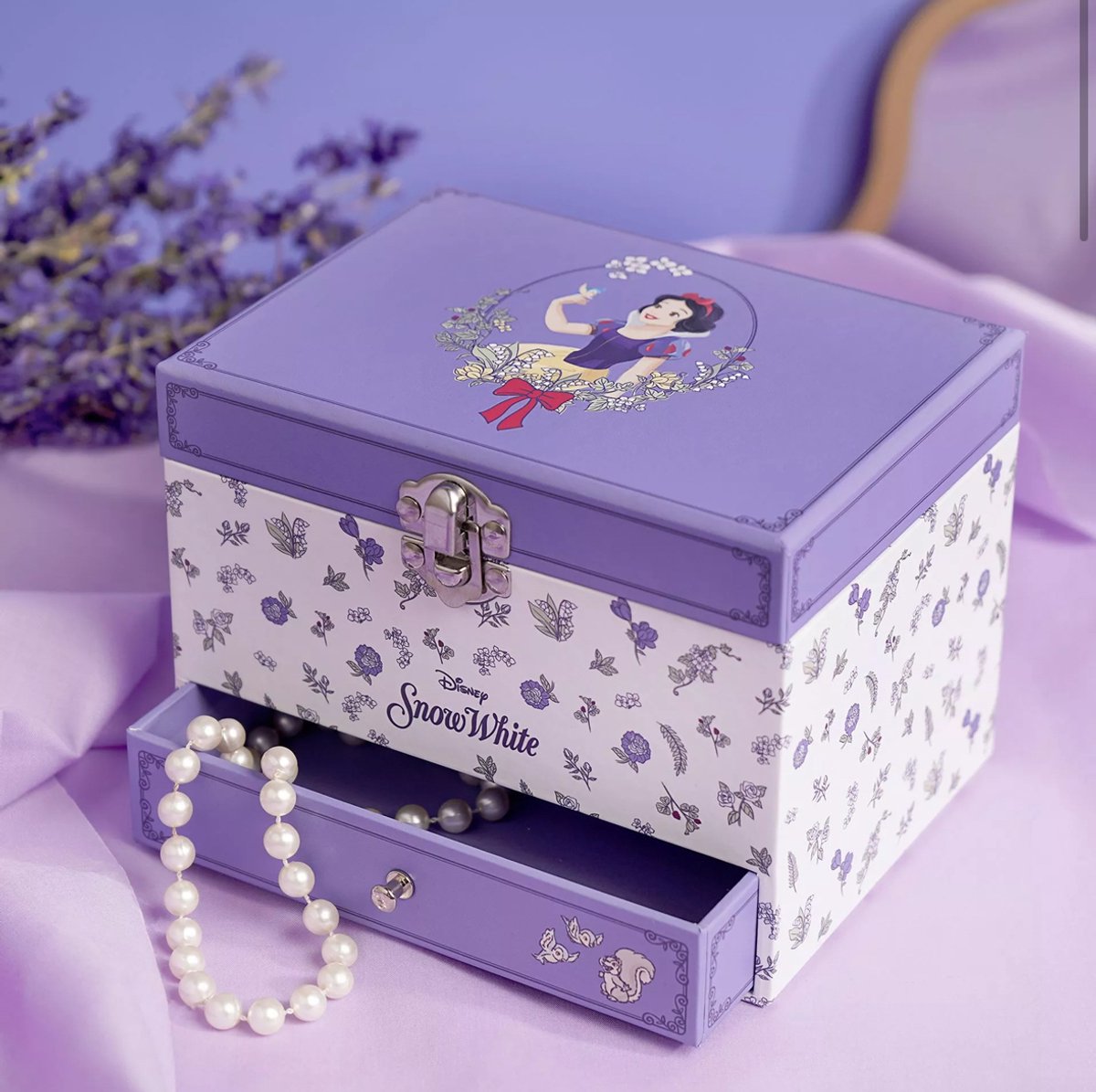 Disney Pastel Princess Snow White Music Jewelry Box