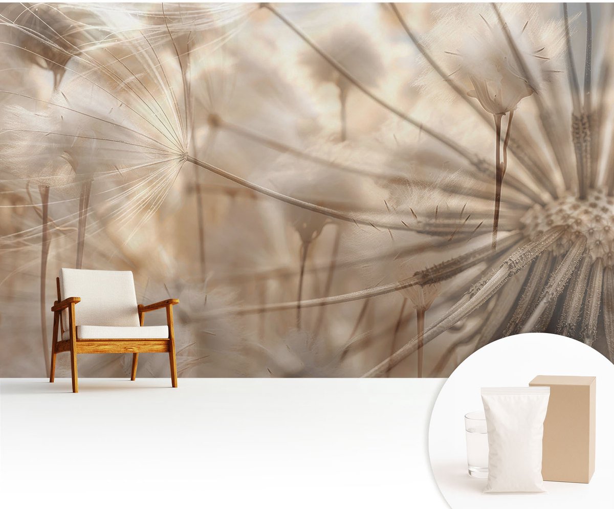 Wallfluent Fotobehang - Beige Vliesbehang - 416x254 cm - Subtiele Paardenbloemen Muurschildering - Slaapkamer behang Bloemen En Planten - Fotobehang Vlies - Gang behang