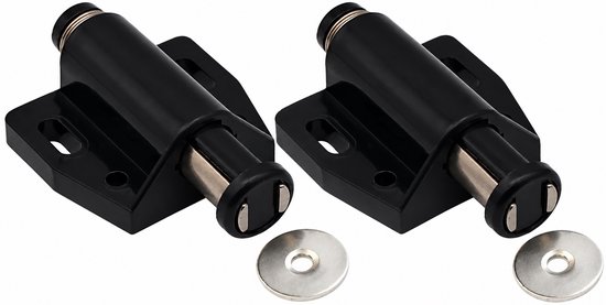 Twee zwarte magnetische push-to-open deursnappers met bijbehorende ronde metalen sluitplaten.