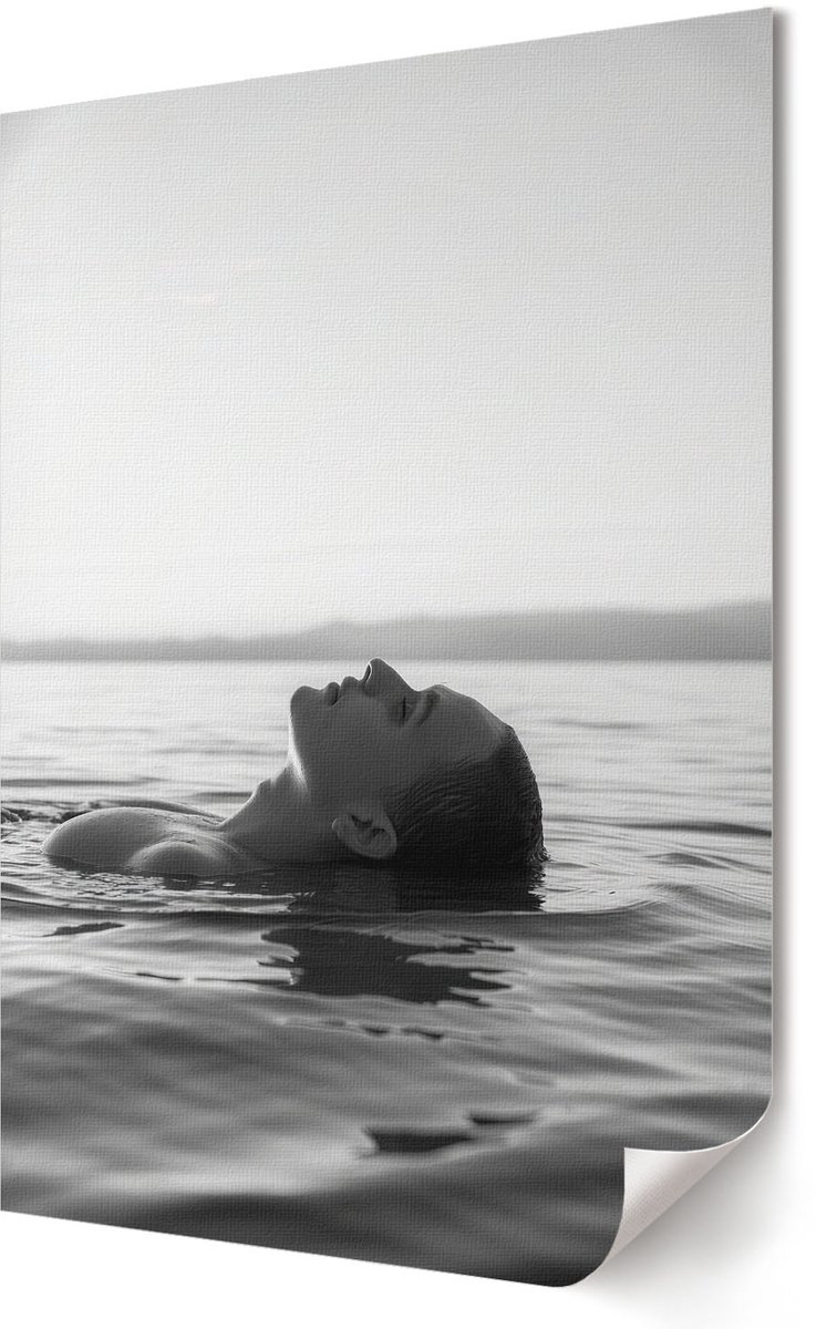 Coloray Polycanvas Wandposter - Vrouw In Het Water, Fotografie - 594 x 840 - Zwart-wit Patroon - Rechthoek - Interieurdecoratie - Kantoor - Klassiek