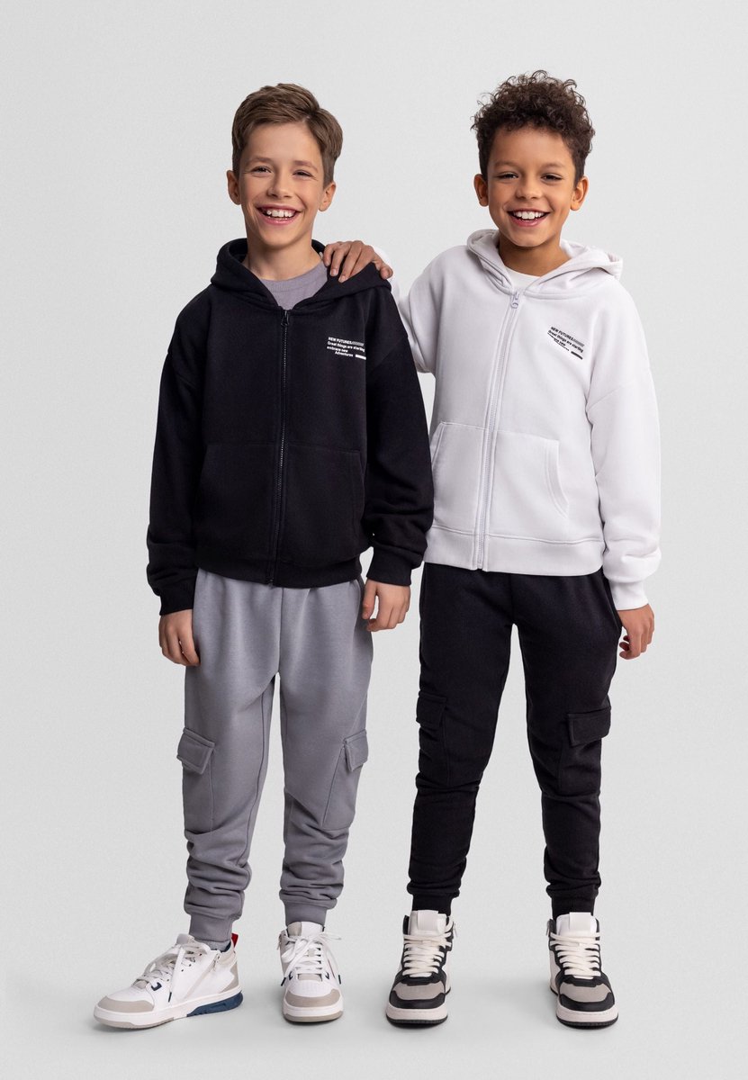 Minoti hoodie meisjes met rits en capuchon - zwart
