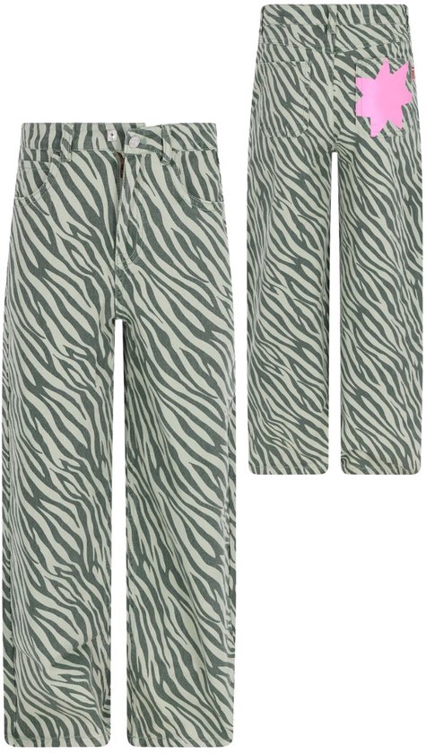 Groene broek met zebraprint en roze ster-detail op de achterkant.
