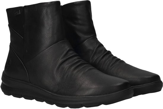 Zwarte leren enkellaarzen met geplooide details en Rieker-TEX label aan de zijkant.