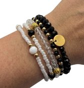 Bohemian Armbanden Set Dames 5-Delig - Elastische Kralenarmbanden met Ronde Hanger - Diameter 6 cm - Zwart, Wit en Goudkleurig