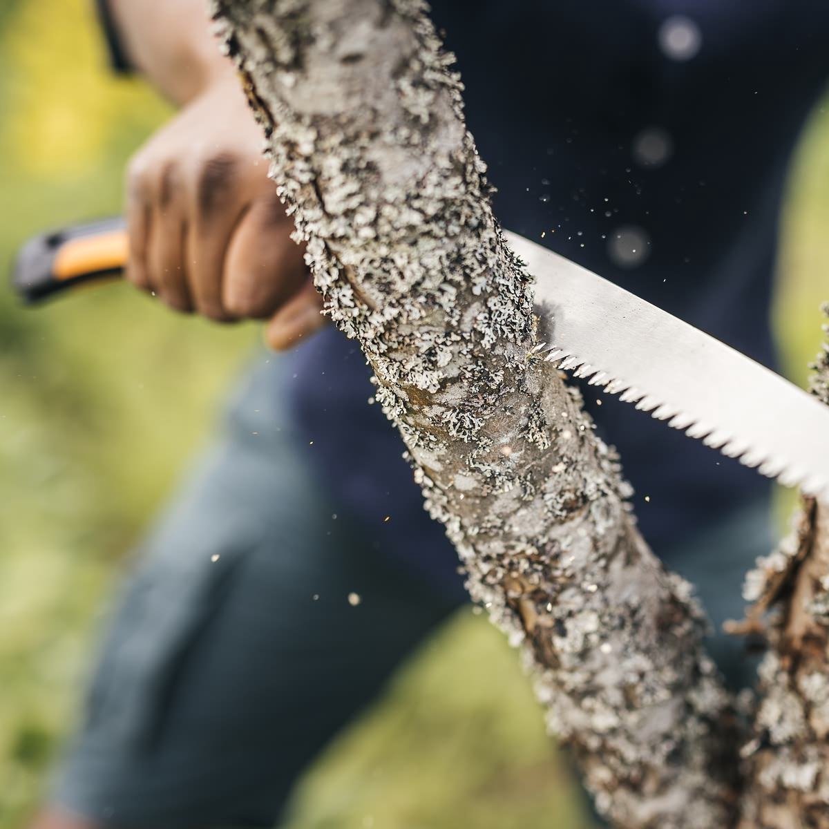 Fiskars Plus Série - Scie pliante - Poignée ergonomique