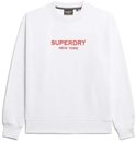 Sweat Superdry blanc avec l'inscription rouge "SUPERDRY NEW YORK" sur la poitrine et étiquette.