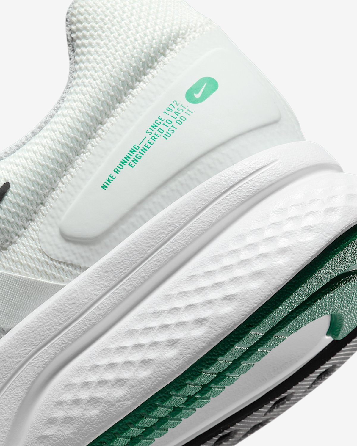 Nike Run Swift 2 Hardloopschoenen – Summit -Wolf / Run Swift Hardlopen Heren Hardloopschoenen voor Mannen Wit