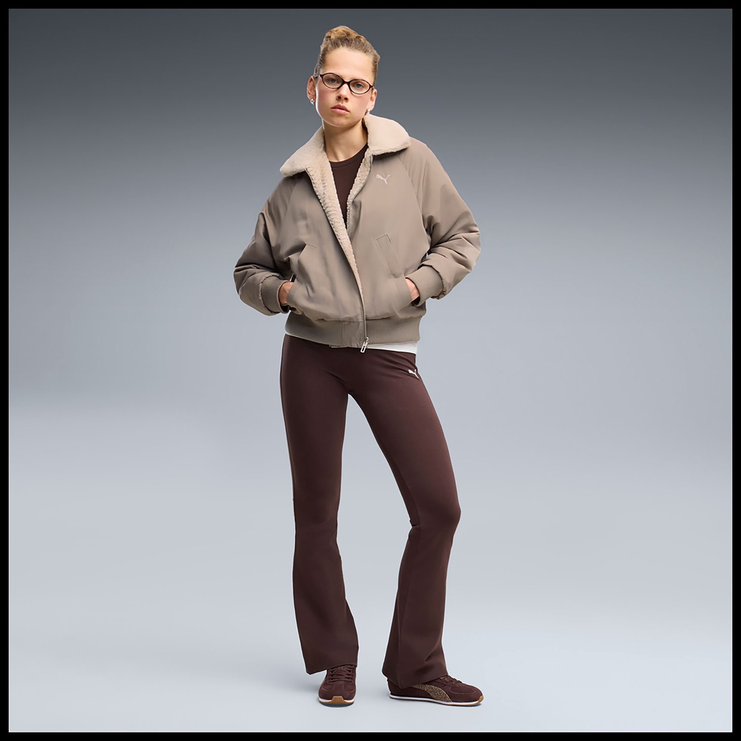 Legging Puma Ess High-Waist Flared Leggings Sportswear Vrouwen Bruin