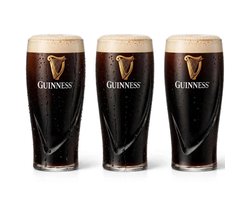 Guinness Bierglazen Set van 3 x 500ml - Klassieke Pint Glazen - Premium Glas met Gegraveerd Logo - Ideaal Biercadeau