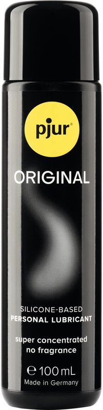 Zwarte fles met gele "pjur" logo. "ORIGINAL"", "SILICONE-BASED PERSONAL LUBRICANT", "super concentrated", "no fragrance", "e 100 mL".
