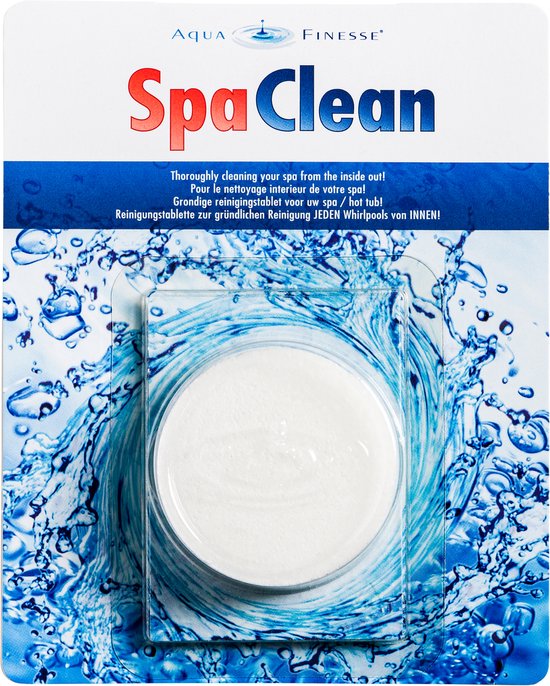 Verpakking met een witte reinigingstablet voor spa's, met blauwe waterdruppels en "SpaClean" logo.