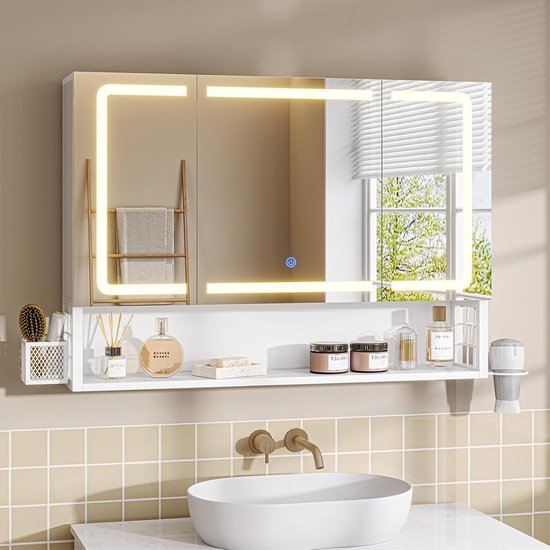Badkamerspiegelkast met ledverlichting en stopcontact, badkamerkast met 3 deuren en verstelbare plank, spiegelkast badkamer met HD-spiegel, aanraaksensorschakelaar, 80 x 16 x 60 cm, wit [Energieklasse G]