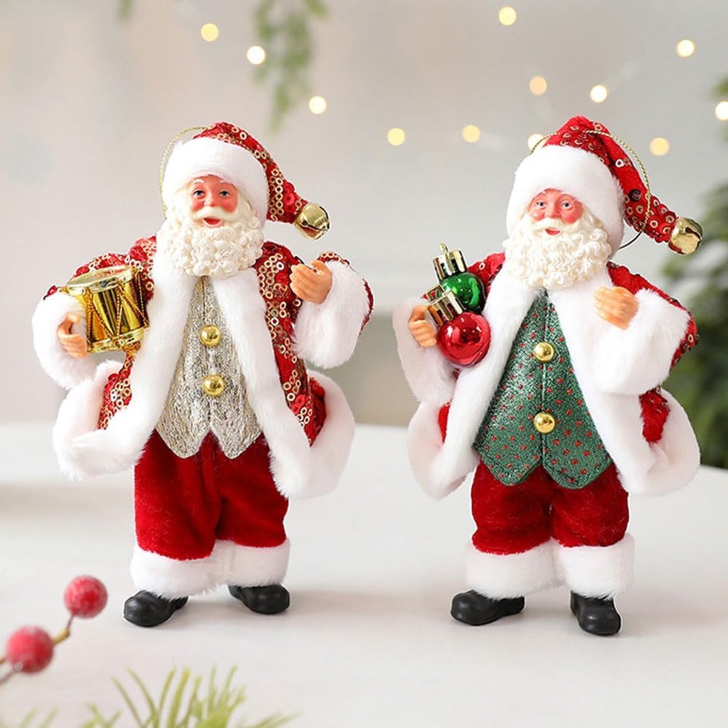 Set van 2 mini-kerstboomhangers (7 cm) met de Kerstman – Rode en roze stoffen Kerstman-figuurtjes voor de kerstboom en feestelijke huisdecoratie (kerstbal + gouden trommel)