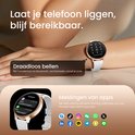 Gouden smartwatch met wit bandje, met meldingen van apps zoals TikTok en Instagram. Draadloos bellen is mogelijk.