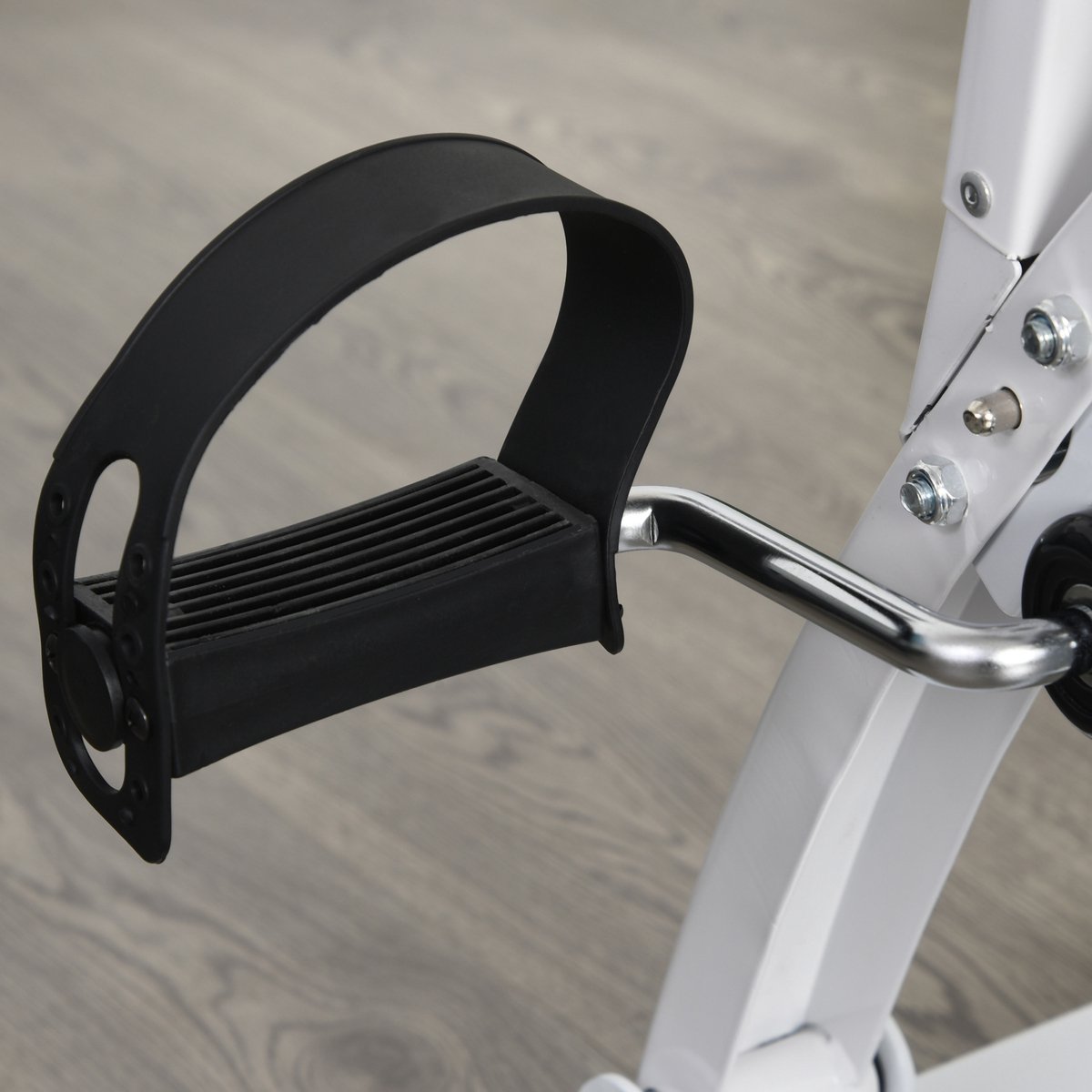COVREO Stoelfiets met verstelbare trapweerstand – Bewegingstrainer met LED-display – Pedaltrainer voor senioren – 40x42,5x100 cm – Wit