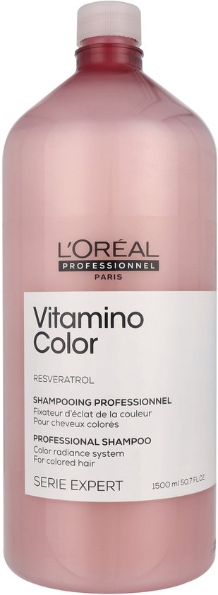 Flacon rose de shampoing L'Oréal Professionnel Vitamino Color 1500 ml pour cheveux colorés.
