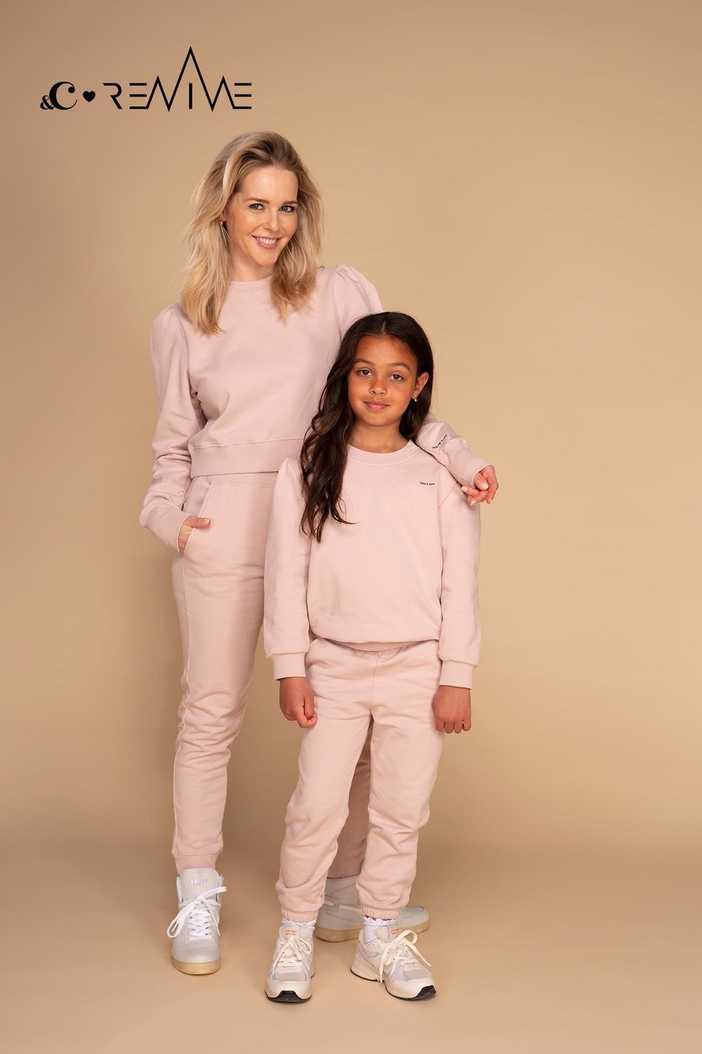 REVIVE x &C - Joggingbroek Dames - Biologisch Katoen - Blush Pink - Maat L