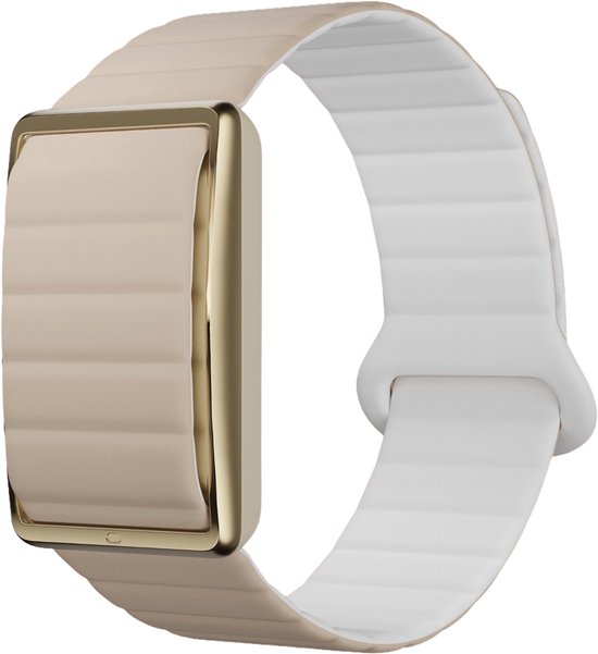 Geïsoleerd zijaanzicht van de beige Polar Loop activity tracker met goudkleurige rand.
