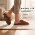 Bruine corduroy pantoffels met rubberen anti-slip zool voor binnen en buiten.