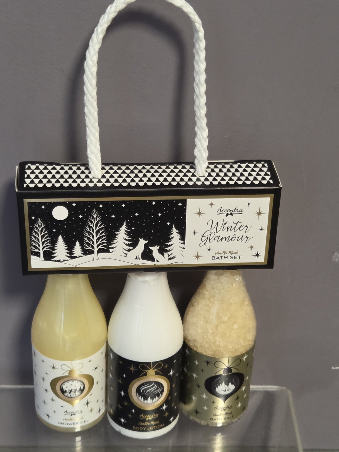 geschenk set vrouwen verjaardag - kerst geschenk - leuk kado - body lotion - douche gel - badzout - winter glamour - vanille musk - origineel kado - eindejaars geschenk