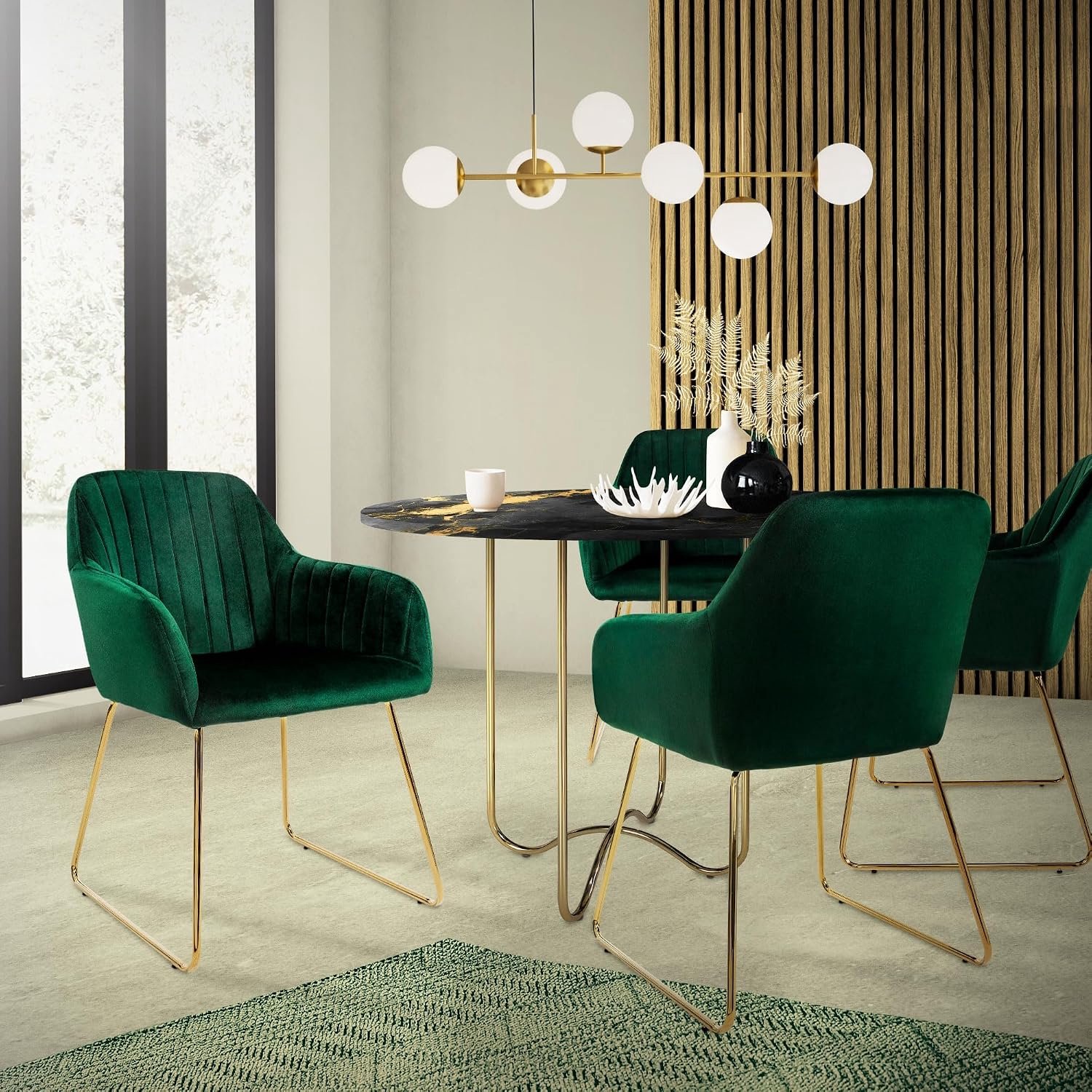 Luxe Fluwelen Eetkamerstoelen met Armleuningen Set van 2 – Groene Gestoffeerde Kuipstoelen met Goudkleurige Metalen Poten, Ergonomische Eetkamerstoelen met Rugleuning, Zachte Velvet Bekleding, Zithoogte 49 cm, 45 x 60 x 82 cm
