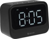 Zwarte Denver digitale wekker met blauwverlicht led-display dat 8:05 toont en een bluetooth-icoon.