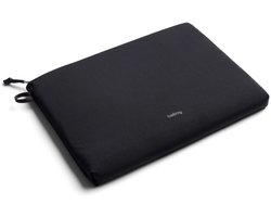 Bellroy Lite Sleeve – Geschikt voor MacBook Pro/Air/Neo 13 inch/14 inch – Gemaakt van Dura Lite nylon – Met foam verstevigd – superzachte voering - Zwart