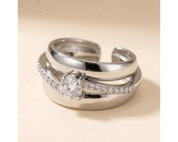 Lundholm Silja Ringen Dames Zilver Kleurig - Verstelbare Statement Ring met Zirkonia Steen - Zilveren Ring One Size - Premium Stainless Steel Jewellery - Hypoallergene Sieraden - Vrouwen Cadeautjes - Kerst Cadeau Vrouw en Vriendin - my Lundholm