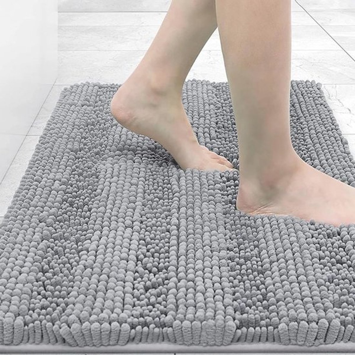 Badkamermat Chenille - Douchemat Vloerkleed - Badkamer Comfort - Super Absorberend Sneldrogend - 80 x 50 cm - Lichtgrijs