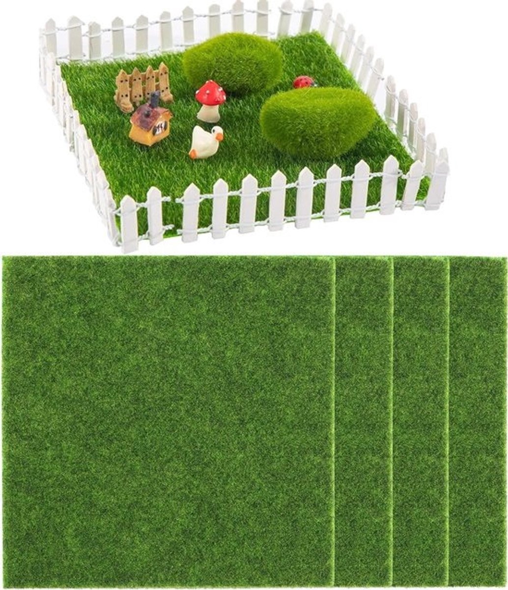 Set van 4 Kunstgras Tapijten 15 x 15 cm Miniatuur Mos Decoratie voor Binnen en Buiten Tuin Ornamenten