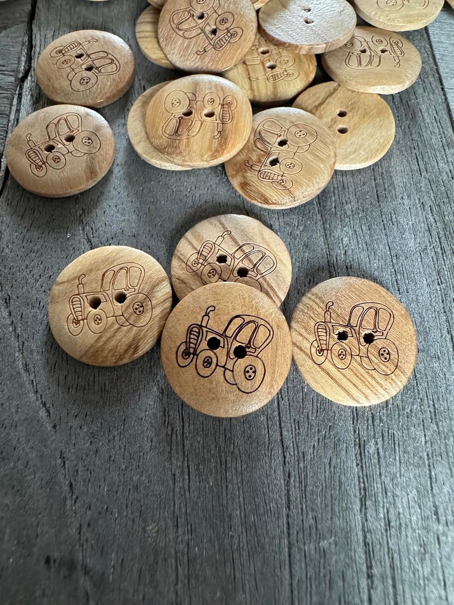 Knopen 2 gaten houten knopen met tractormotief van echt olijfhout 15 mm of 17 mm (10 stuks) (17mm)