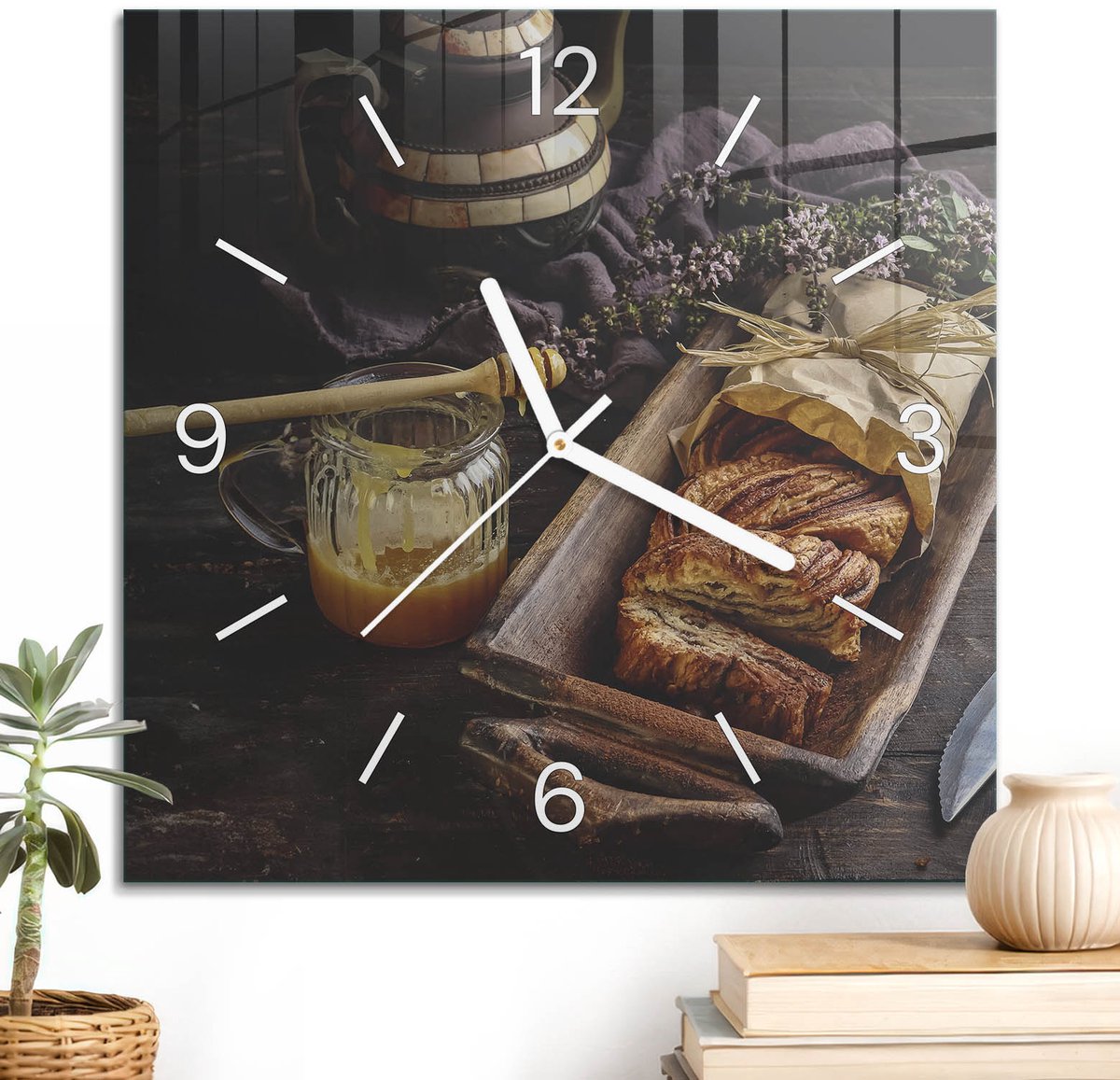 ArtPrintCave Bruin Glazen Klok - 30x30 cm - Wandklok Vierkant - Rustiek Feestmaal Unieke Klok - Natuur Stille Wandklok - Witte Klokwijzers