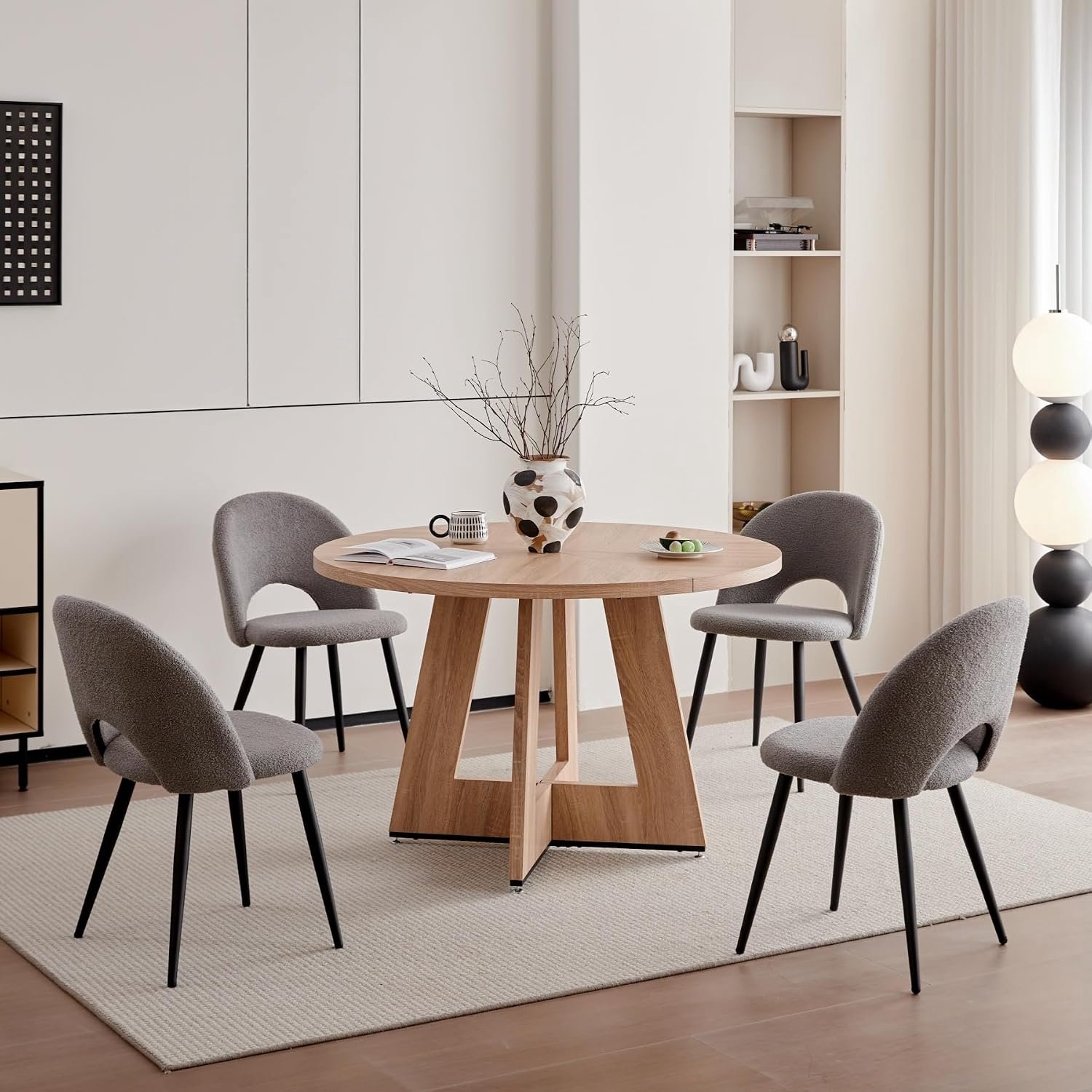 Livia Teddy Eetkamerstoel Set van 4 – Zachte Fluwelen Eetkamerstoelen met Armleuningen, Dikke Kussens en Ergonomische Rugleuning, Moderne Keukenstoelen met Stevige Metalen Poten, Grijs, 43 × 42 × 80 cm