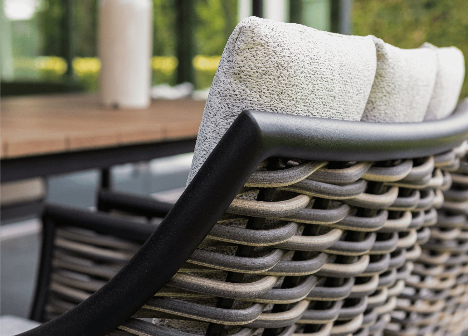 Apple Bee Milou Dining Tuinset 6 Persoons - 240cm - Zwart