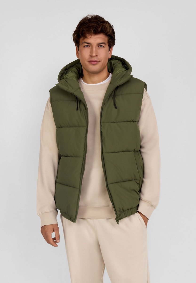 Minoti bodywarmer heren met capuchon doorgestikt olijfgroen