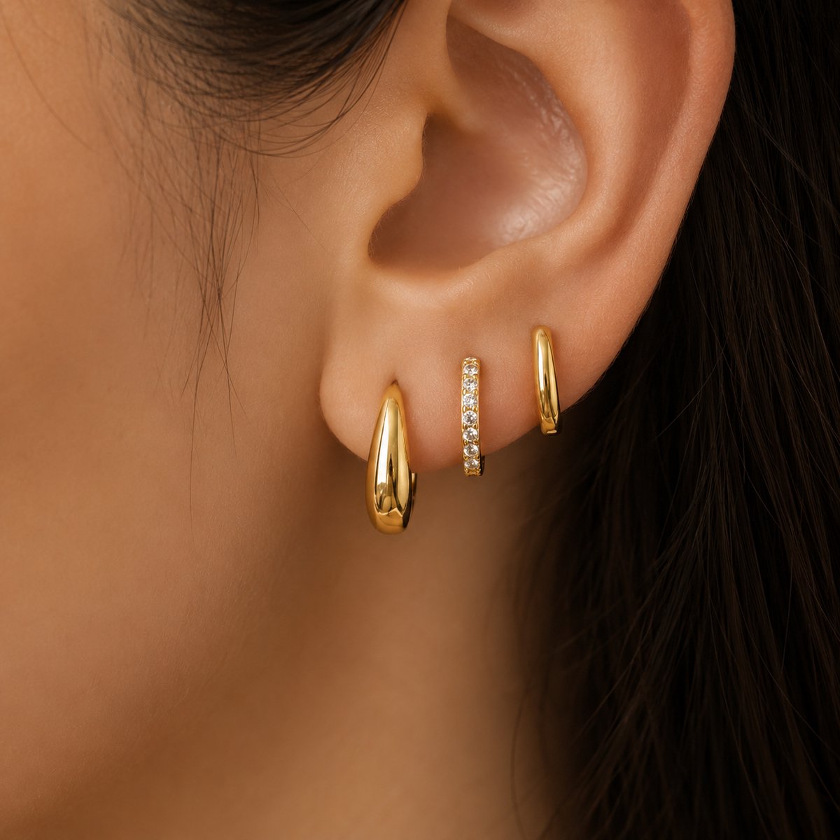 Oorbellen Set - 3 stuks - Kleur: Goud - Luxe Oorbellen - Incl. Cadeauverpakking - Oorhangers / Oorring / Oorknopjes - Hoge Kwaliteit RVS - Stainless Steel / Roestvrijstaal - Verkleurt Niet - Oorbellen Set - Oorbellen Vrouwen / Dames