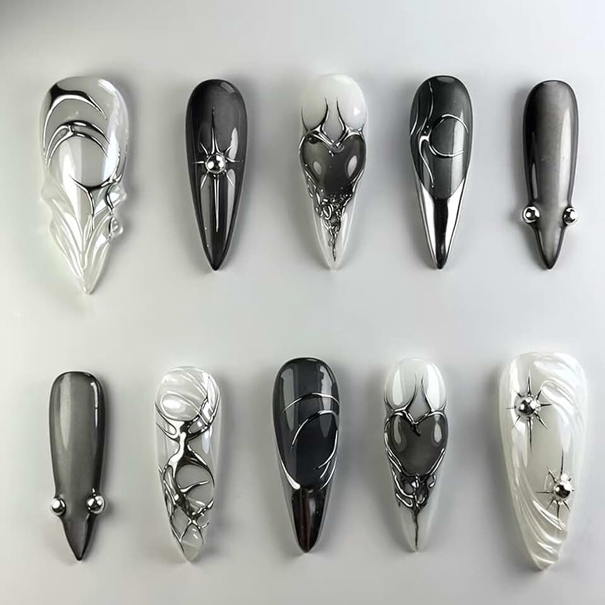 24 stuks press-on nagels, amandel, medium, zwarte nagels om op te plakken, natuurlijke nepnagels, glanzende kunstnagels om op te plakken, met liefdespareldesign, full cover kunstnagels voor