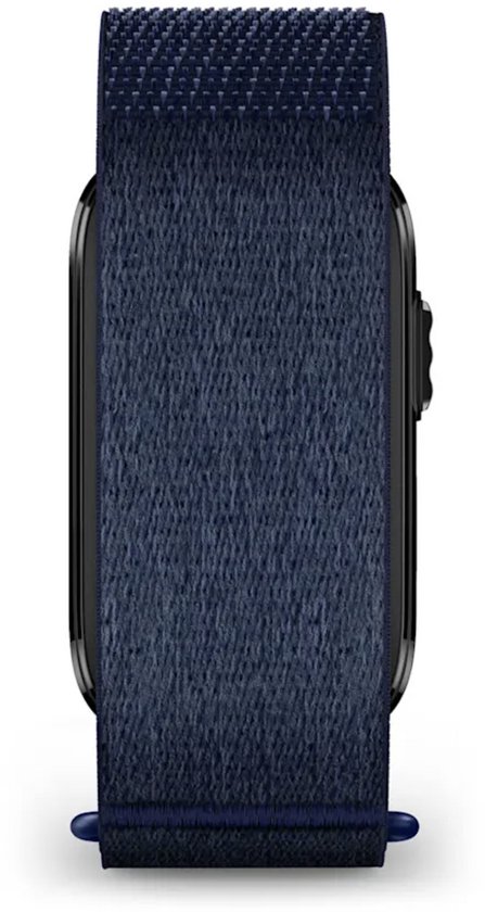 Blauw Garmin bandje met textuur, van dichtbij bekeken.