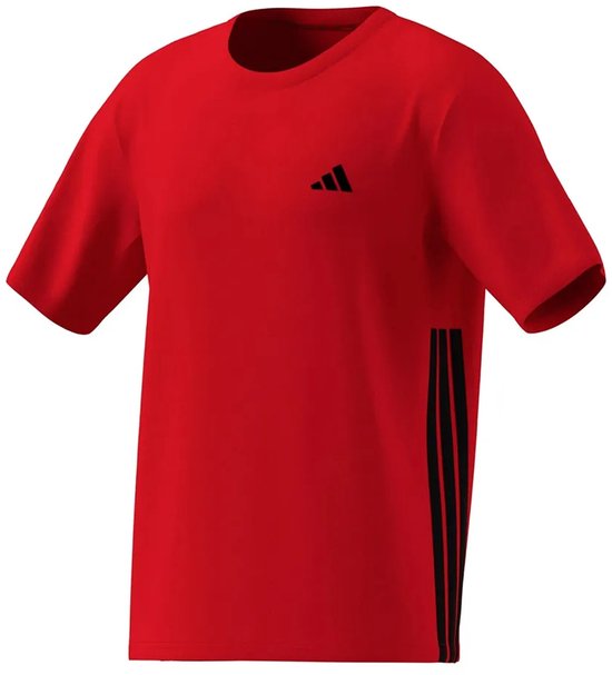 Rode Adidas t-shirt met korte mouwen en zwarte Adidas logo en strepen op de zijkant.