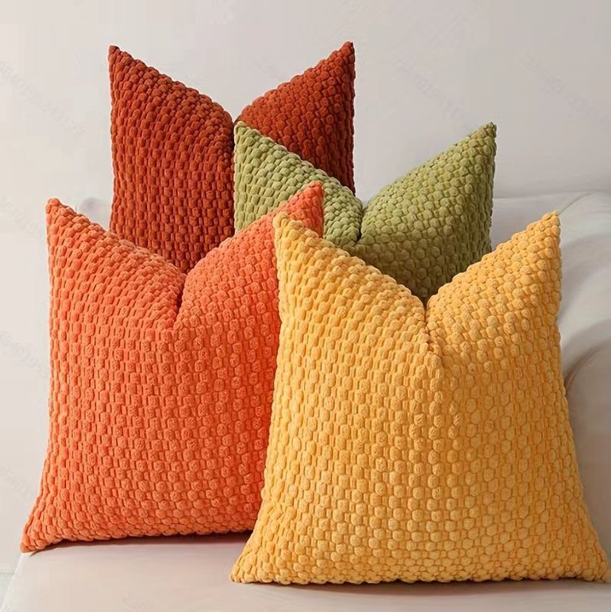Casalora Kussenhoezen Set – 4 Stuks – 45x45 cm – Corduroy Kussenhoezen – Dubbelzijdig Gestreept – Boho Stijl – Geel, Groen, Oranje & Donkeroranje – Verborgen Rits – Neutraal voor Bank & Slaapkamer
