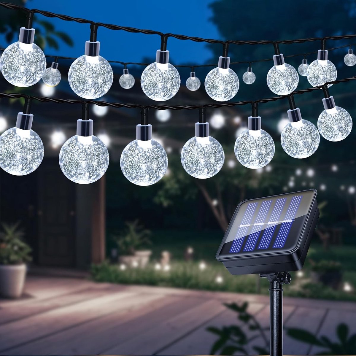 Tuinverlichting op zonne-energie - Koel Wit - 11 m - Waterdicht met 60 LED Kristallen Bollen - Voor Buiten en Binnen