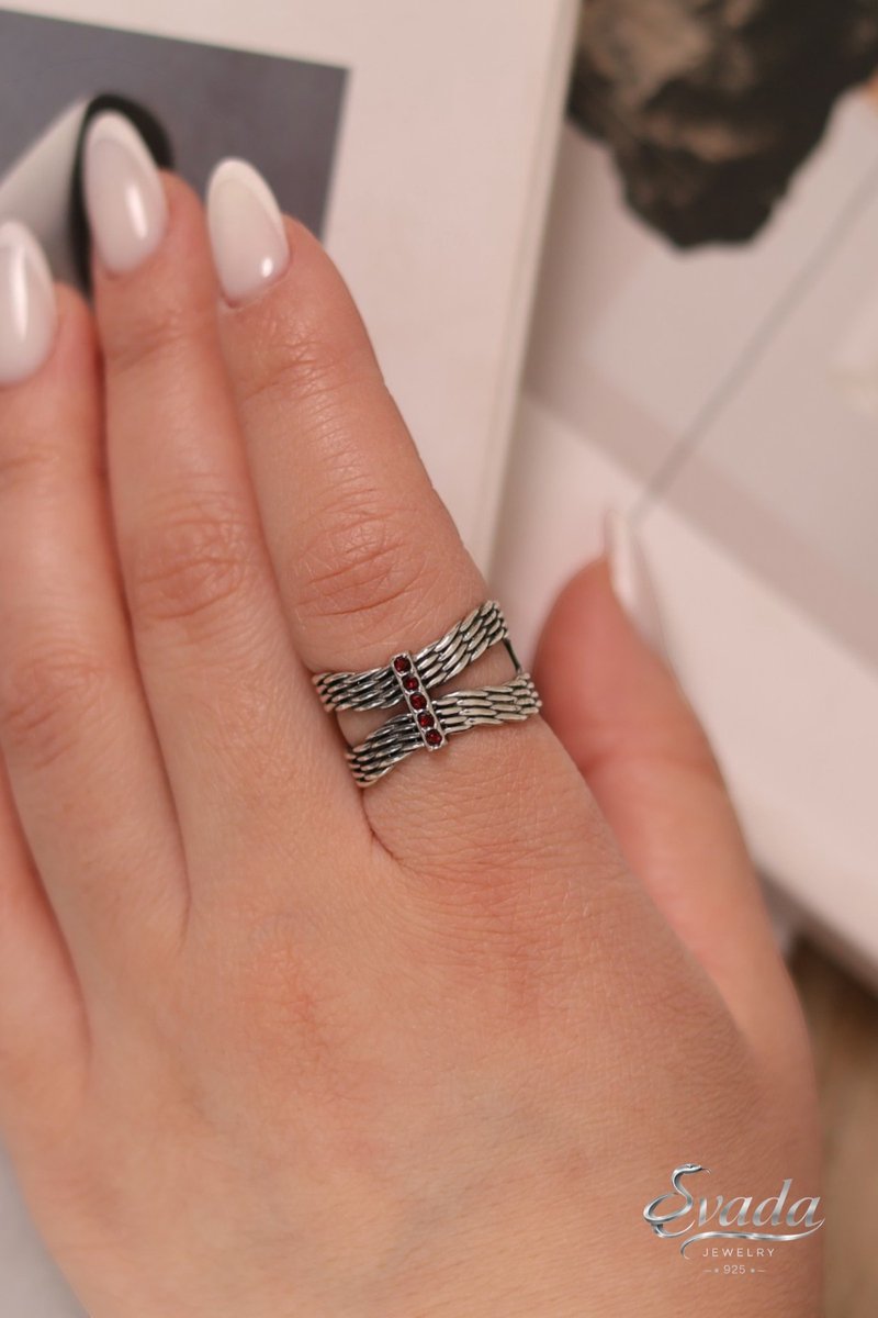 925 Sterling Zilver Ring – Rode Steen Design – Verstelbare Brede Ring – Vintage Statement Damesring – Evada Jewelry