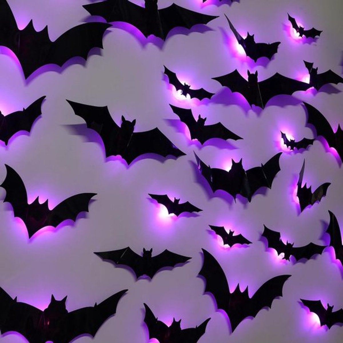 24 Delige Set met 3D LED Paarse Vleermuizen - Raamsticker