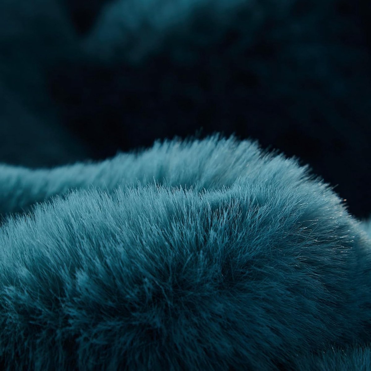 SnelShoppen - Plush Cuddly Blanket Velvet Winter Warm Petrol 220 x 240 cm Super Zachte Deken van Rabbit Faux Fur voor Sofa, Bed en Couch