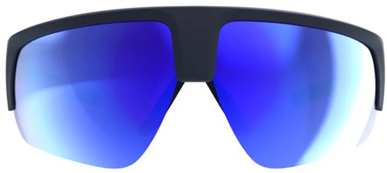 Zonnebril met mat zwart montuur en blauw spiegelend vizier.