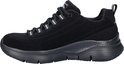 Zwarte Skechers sneaker met vetersluiting, grijze accenten en een dikke zool.